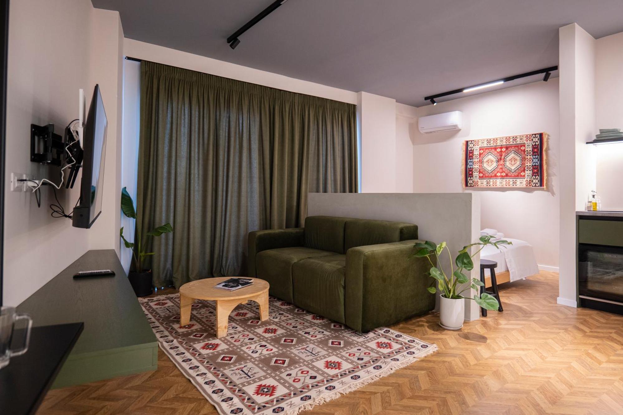 Muz Studios 티라나 외부 사진